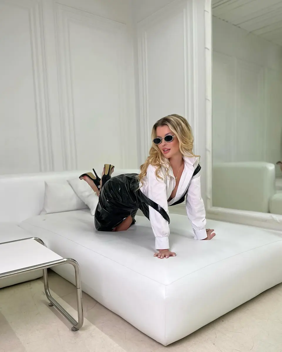 Agrafenna escort in Dubai