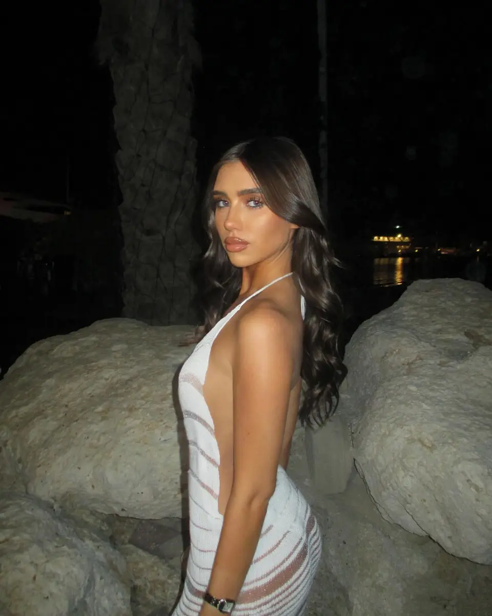 Arika escort in Dubai