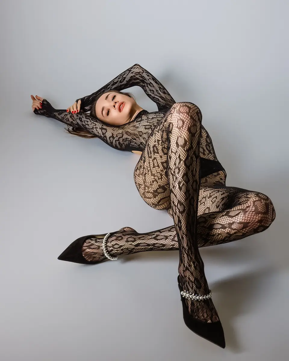 Chemil escort in Dubai