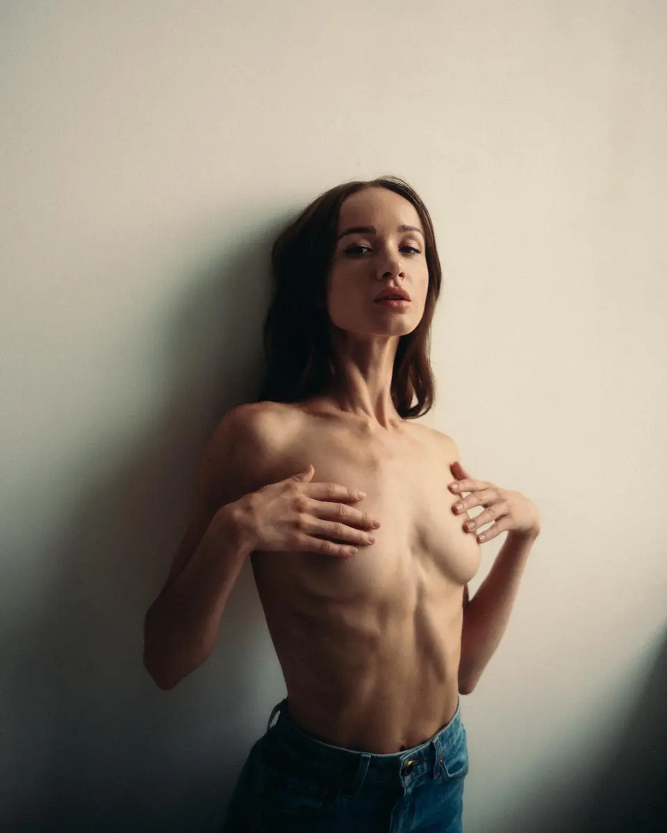 Chemil escort in Dubai