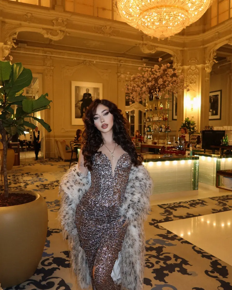 Cintriya escort in Dubai