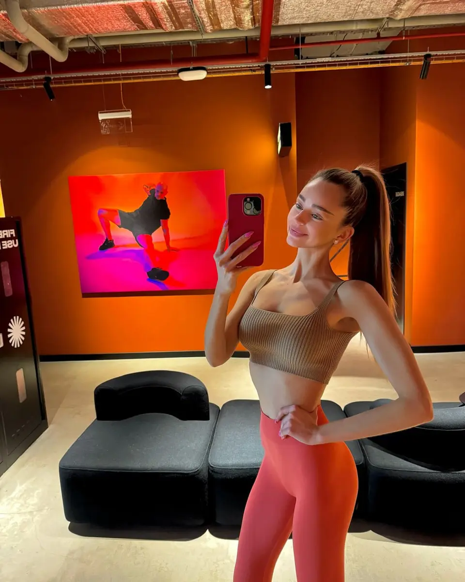 Dominica escort in Dubai