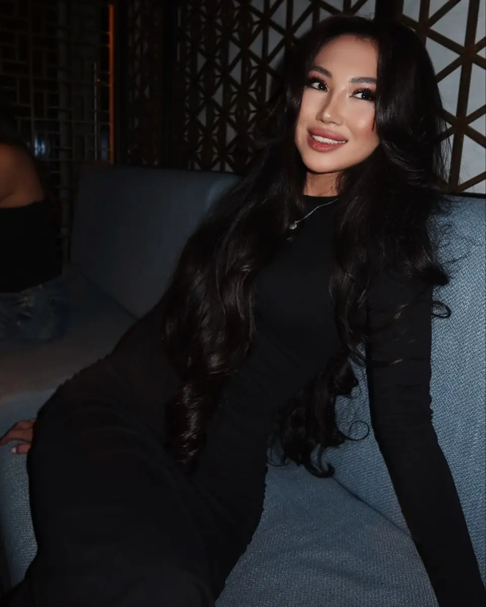 Jolenta escort in Dubai