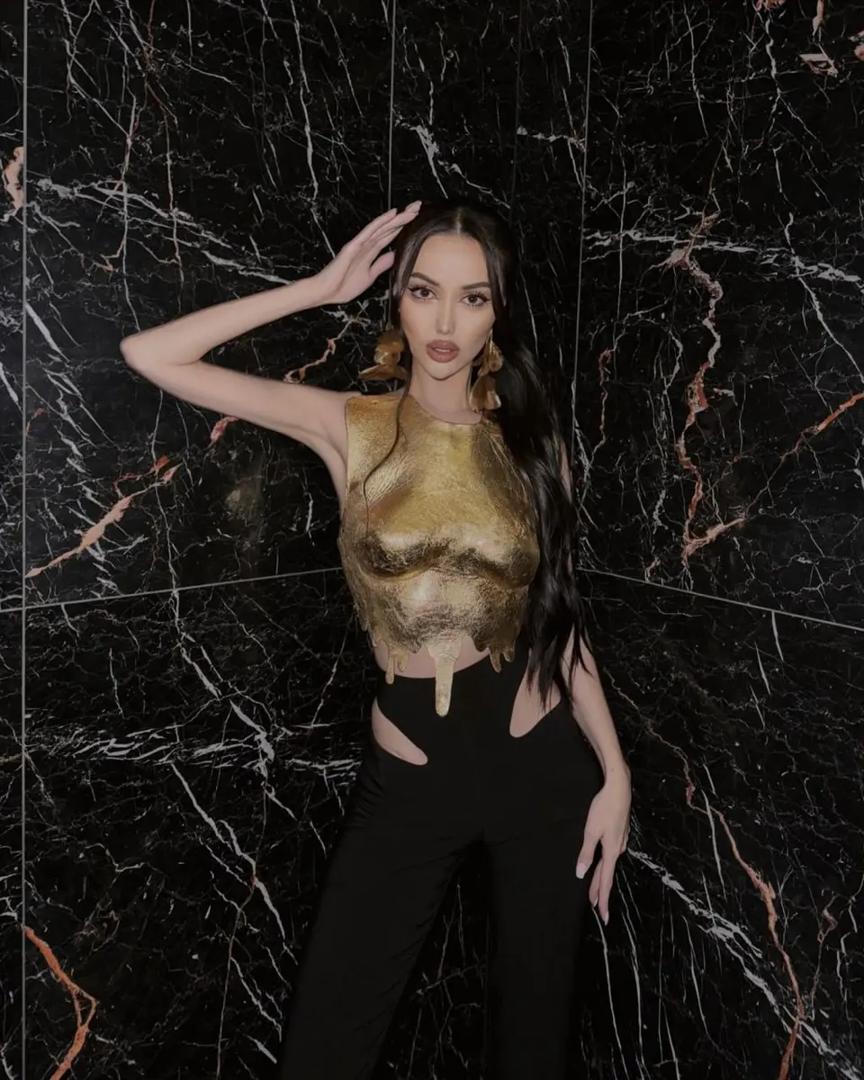 Linetta escort in Dubai