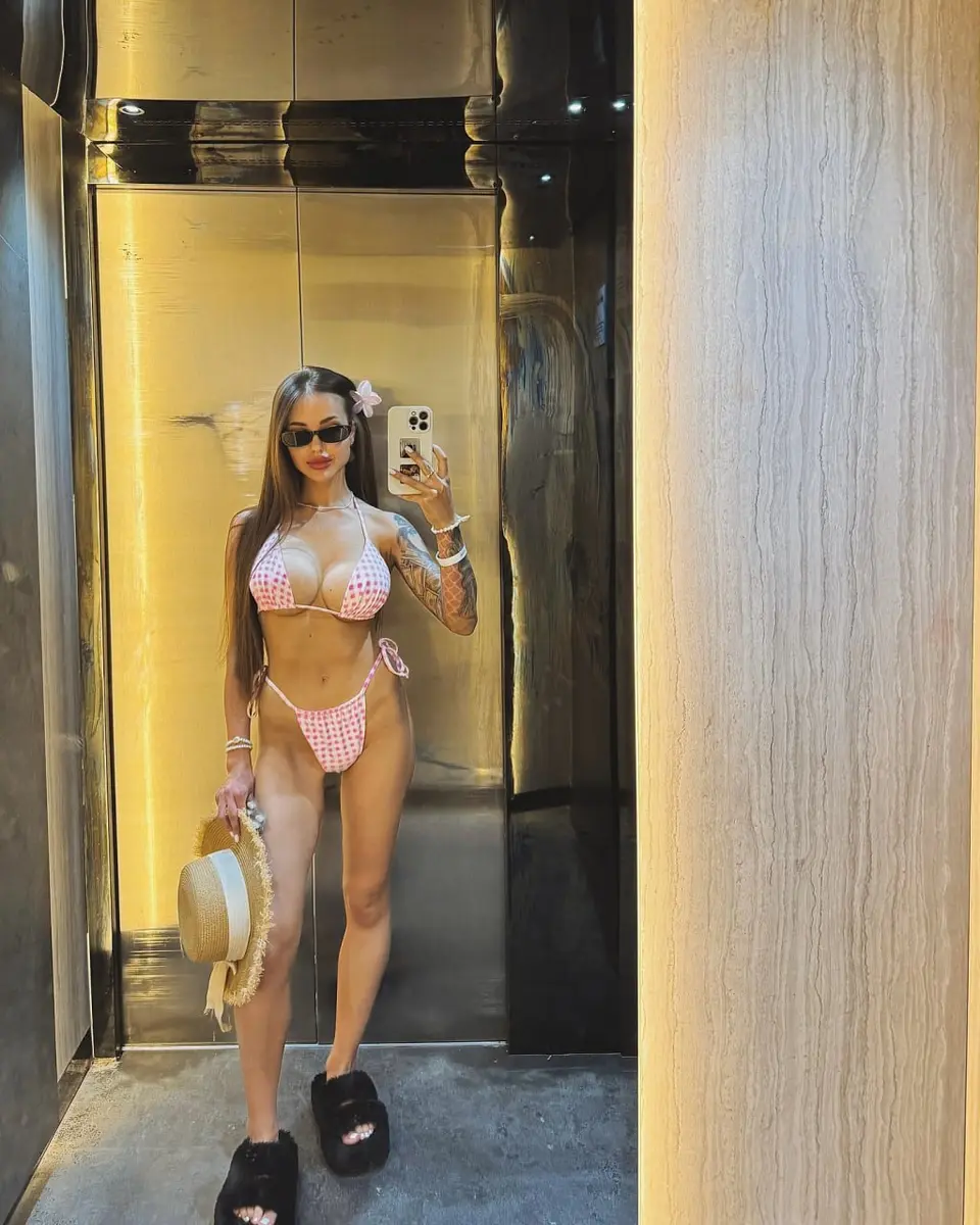 Marcelina escort in Dubai