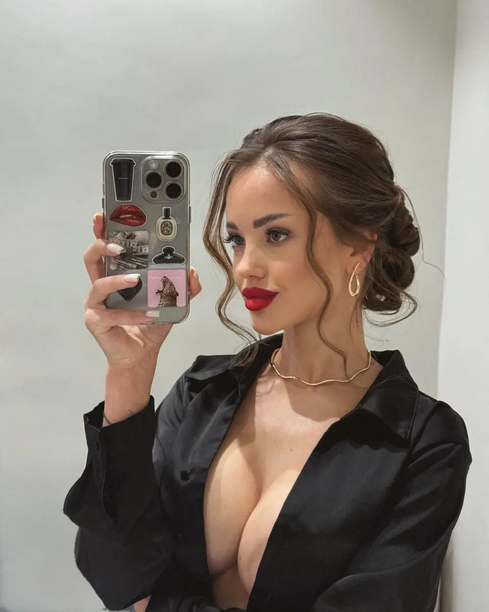 Marcelina escort in Dubai