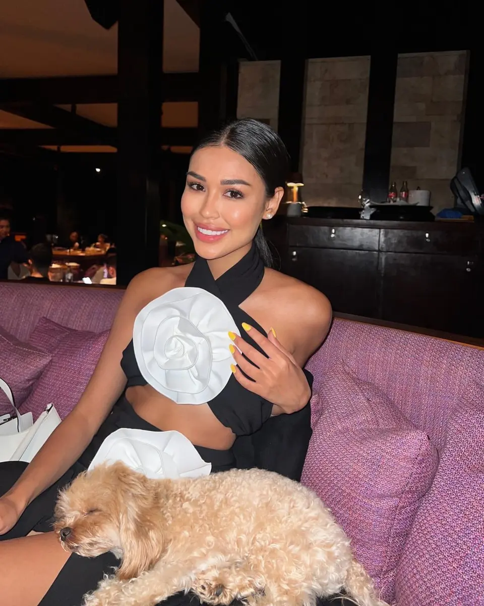 Nina escort in Dubai