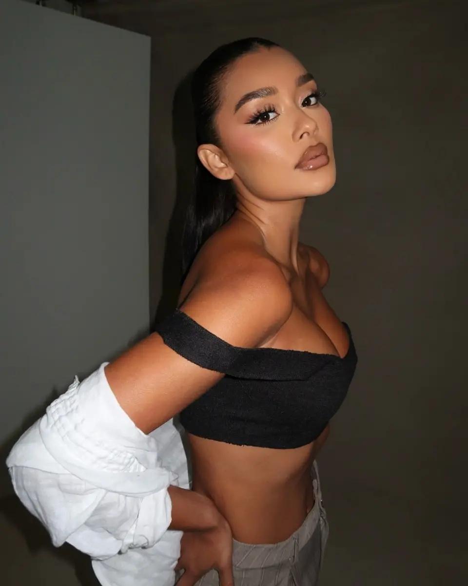 Radiona escort in Dubai