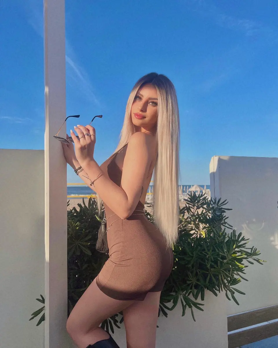Setritt escort in Dubai
